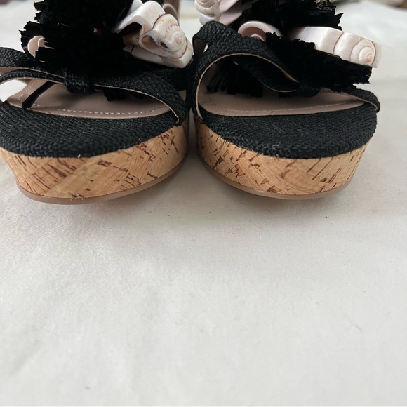 NEW Charles David Seashell Tassel Wedge Sandals 8.5 - Picture 8 of 9